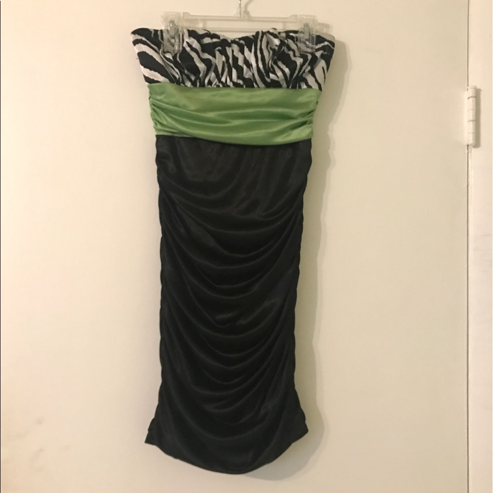 MACY'S Bodycon Dress (Green, Black, & Zebra Print)
